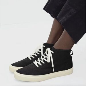 The Everlane Hightop Forever Sneaker in Black Size Women 9 or Mens Size 7